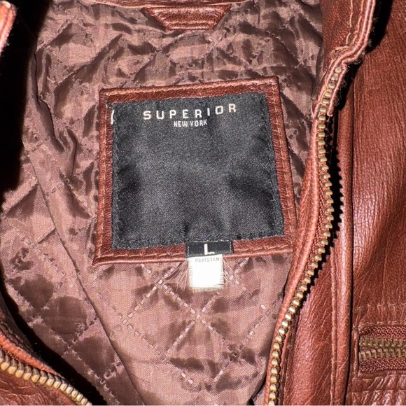 Brown Leather Jacket with Stand-Up Collar and Zipper Closure - Picture 3 of 4